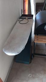 Tavolo da stiro professionale