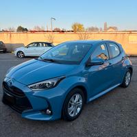 Toyota Yaris Active Blue 1.5 Hybrid settembre 2020