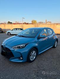 Toyota Yaris Active Blue 1.5 Hybrid settembre 2020