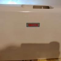 macchina da cucire e ricamare Necchi