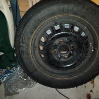 2 Gomme invernali con cerchi Fiat Panda 