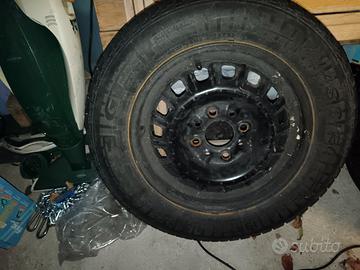 2 Gomme invernali con cerchi Fiat Panda 