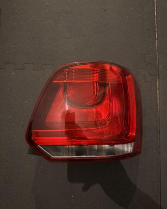 Fanale posteriore dx VW Polo 6r originale ‘09-‘13