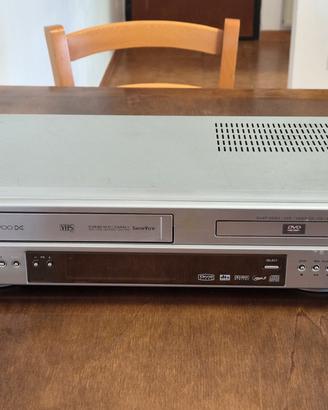 Lettore DVD e Videoregistratore VHS Daewoo DX-7840