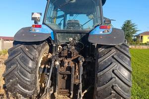 Trattore Newhollan TM190 DT