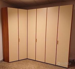 Armadio angolare camera da letto