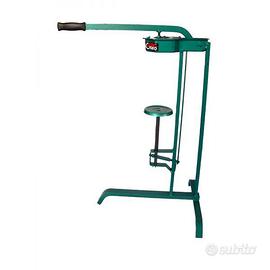 Tappatrice a leva 3 piedi per sughero a ganasce