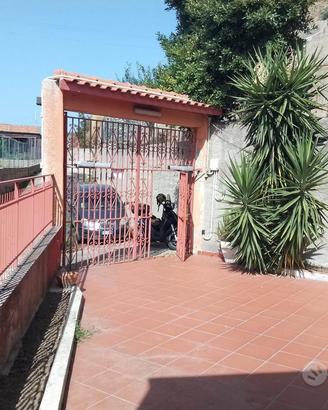 Castanea, Villetta indipendente