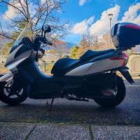 Kymco Downtown 300i – anno 2011 – solo 11.650 km