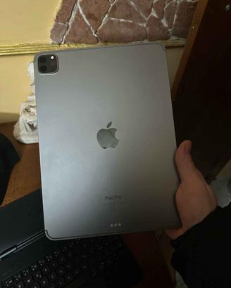 IPAD PRO 11” 128gb WIFI + CELLULAR 2022 (4 gen)