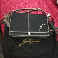 Borsetta a tracolla elegante 