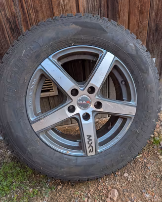 pneumatici invernali 215/70 R 16
