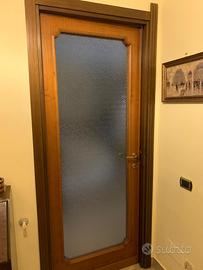 2 porte come da foto in legno