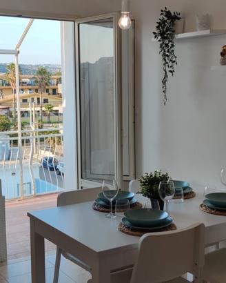 Marina di Ragusa attico ristrutturato vista mare