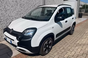 Fiat Panda 1.0 FireFly S&S Hybrid City Cross