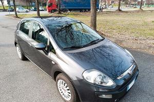 Fiat Punto Evo 1.4 Benzina – ben tenuta
