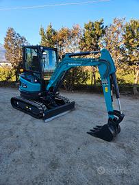 Miniescavatore Sunward SWE 25uf Girosagoma