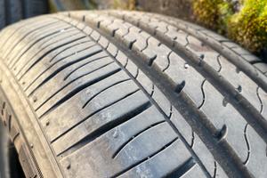 Gomme estive 175/65 r14 82T