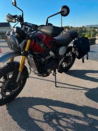 Triumph Scrambler 400 X