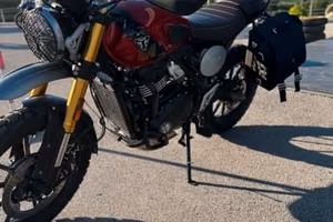 Triumph Scrambler 400 X