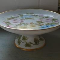 Piccola alzata porcellana Limoges dipinta a mano