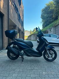 Beverly 350 S