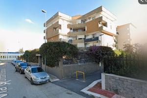 Box auto di 27 mq vicinanze liceo scentifico