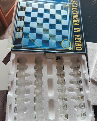 scacchiera in vetro