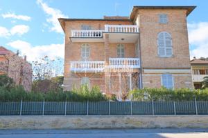 Fronte mare, appartamento esclusivo di 150 mq con