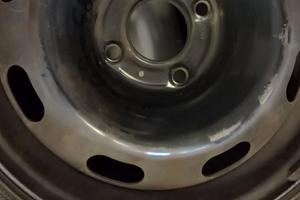 cerchi con gomme per C3 o simili 