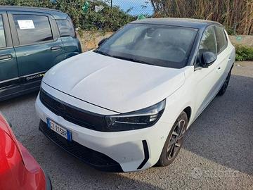 OPEL CORSA 1.2 100CV AUTO GS ( CRUISE - PDC - FARI