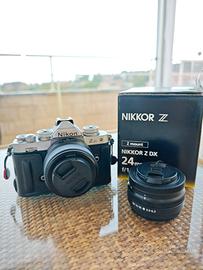 Nikon Zfc + 24 F1.7 e 16-50 f3.5 da kit