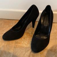 Eleganti scarpe Nuove nere in pelle n 39, tacco 10