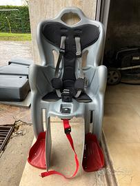 Seggiolino bici con schienale