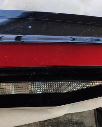 fanale posteriore sx portellone ,bmw 225,E XdRIVE 