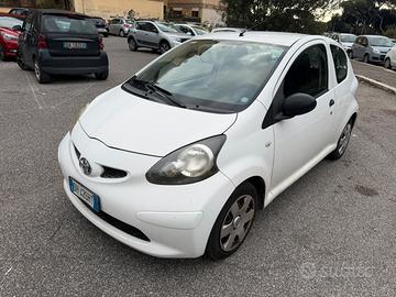 Toyota Aygo 1.0 68cv 3p - NEOPATENTATI -