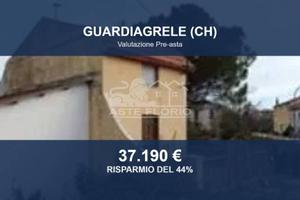 Immobile in asta di 201 m² con più di 5 locali a G