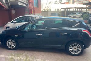 Lancia delta 1.6 mjt diesel anno 2012