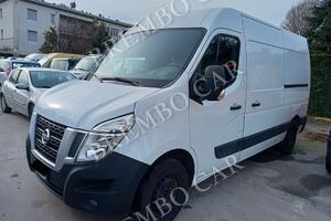 NISSAN NV400 doppia porta scorrevole