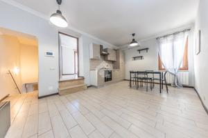 2 LOCALI A MONTE PORZIO CATONE