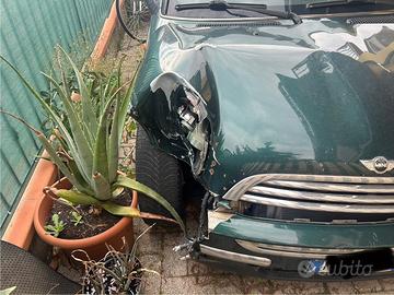 Mini Cooper 1.4d per pezzi ricambio