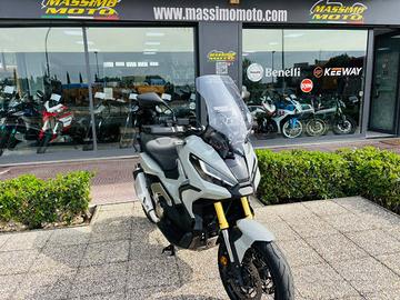 HONDA X-ADV 750 TUTTO INCLUSO ANCHE PASSAGGIO!