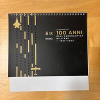 Calendario da tavola celebrativo