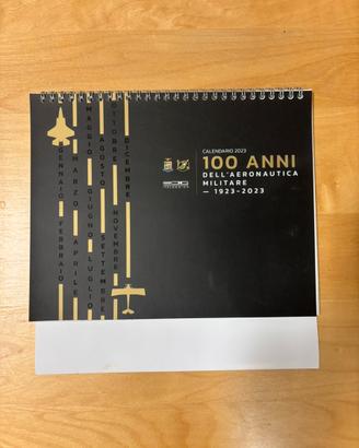 Calendario da tavola celebrativo