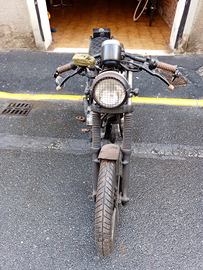 Moto Suzuki Gn 250