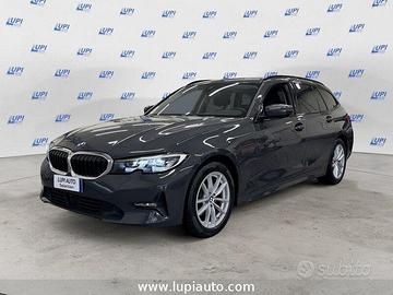 BMW Serie 3 320d 48V Sport Touring auto