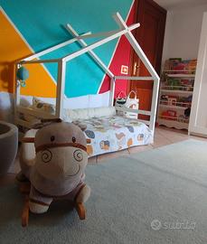 Letto capanna Montessori