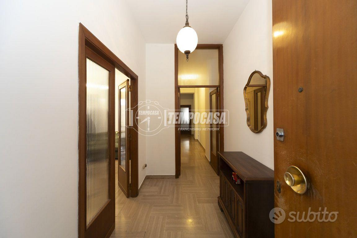 AMPIO QUADRILOCALE IN ZONA PALLOTTA - Vista 2