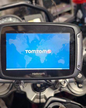 TomTom Rider 550 + Piastra Givi – Perfetto