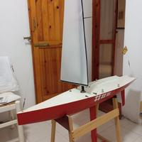 Modellino barca vela